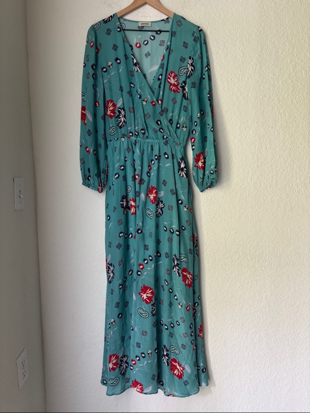 Stunning silk Zadig and Voltaire deep v neck silk “Rikki” dress size small